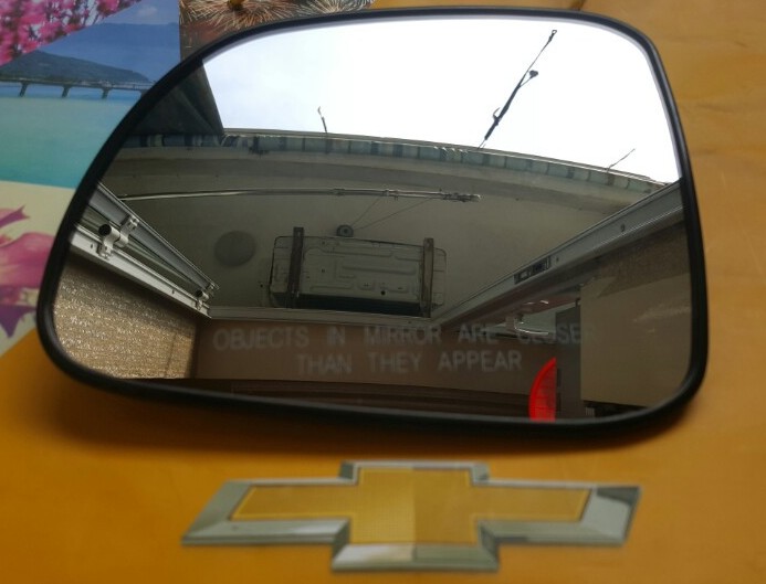 Mặt gương chiếu hậu ngoài xe Captiva chính hãng GM