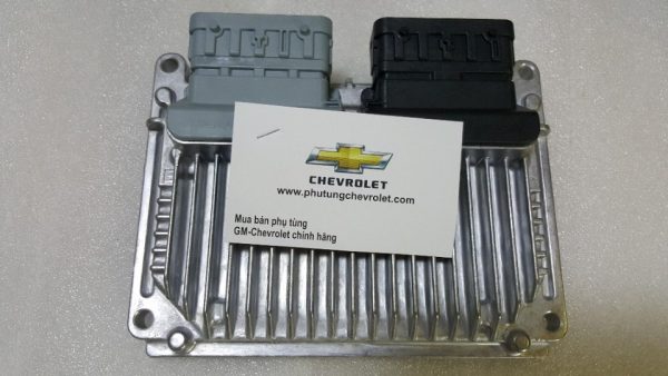 Hộp ECU xe Chevrolet Cruze LS chính hãng