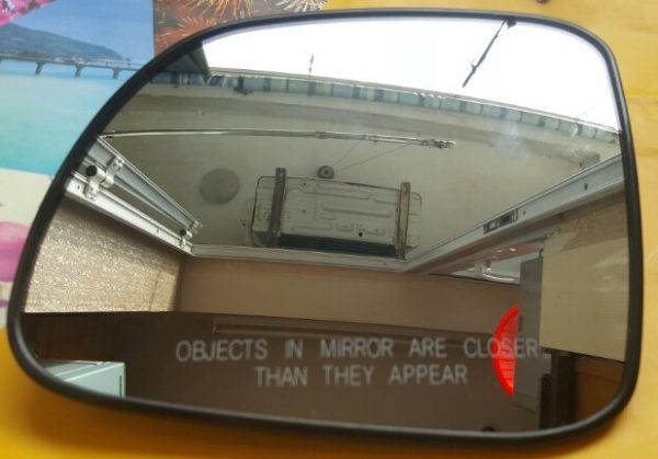 Mặt gương chiếu hậu ngoài xe Captiva chính hãng GM